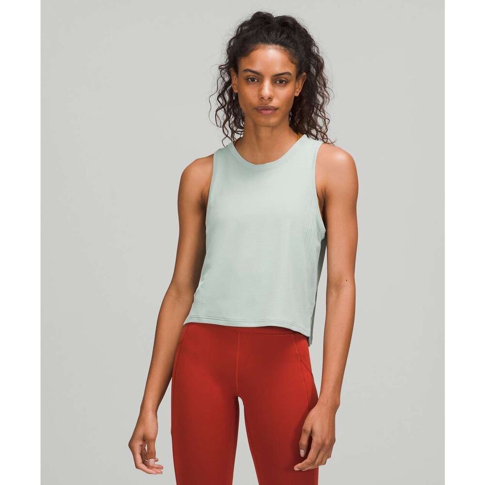 Lululemon Train to Be Tank Top in Silver Blue Acrivewear Workout Lightweight